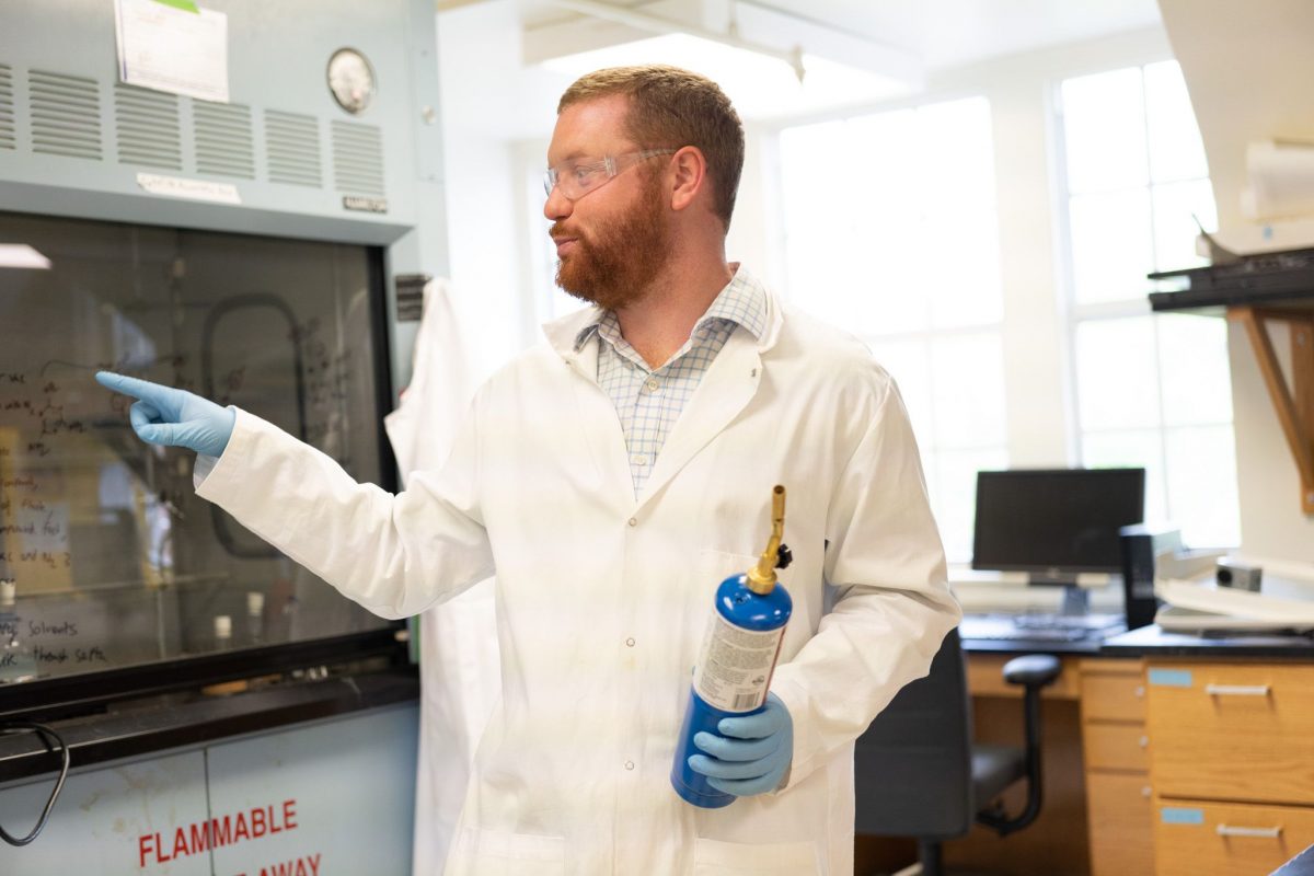 UF Chemists score major grant for polymer science